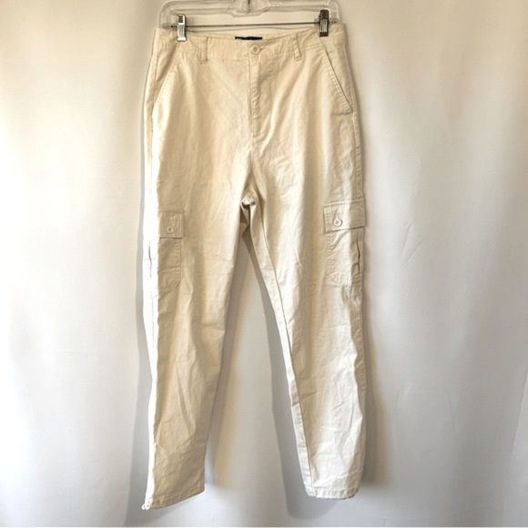 ASOS DESIGN Men’s White Cargo Regular Rise Tapered Pants Size 30x32 - Picture 1 of 11